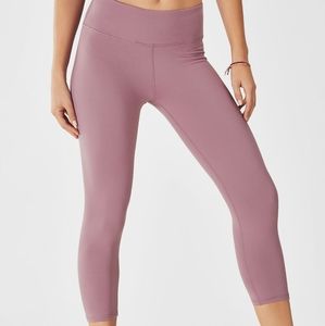 Crop leggings fabletics